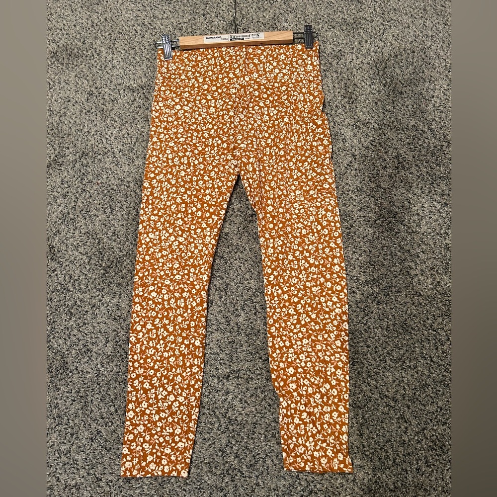 LOFT Lou & Grey Leggings Size Small